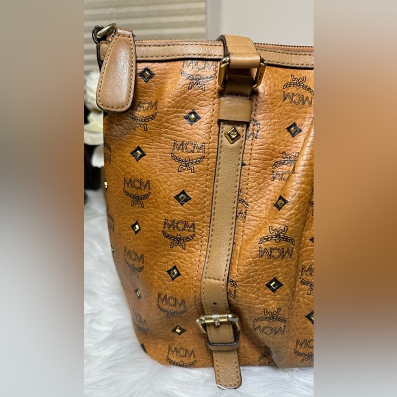 MCM two way tote bag - Picture 17 of 17